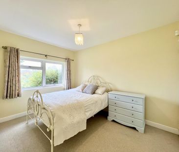 2 bedroom semi-detached bungalow to rent - Photo 5