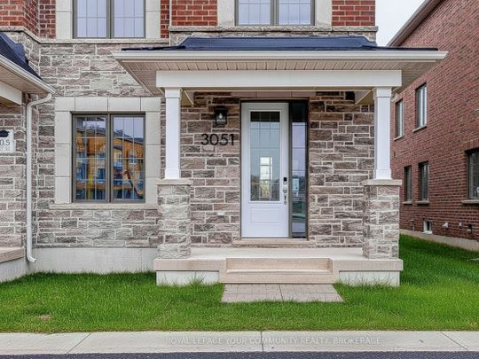 For Lease - 3051 John Mckay Boulevard Unit# 3051, Oakville, Ontario - Photo 1