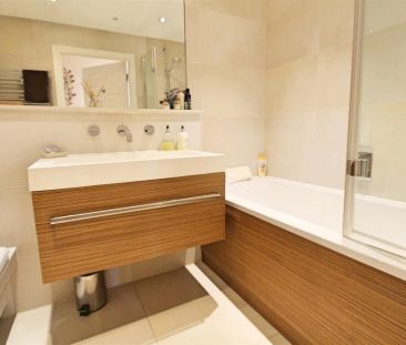 2 Bedroom Flat - Photo 1