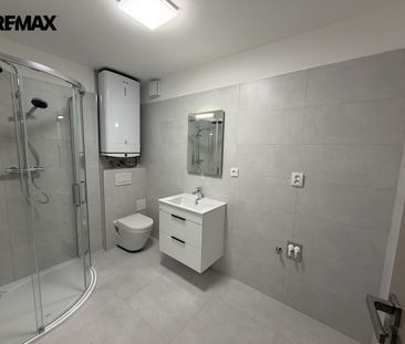 Pronájem bytu 2+kk 34 m² - Fotografie 3