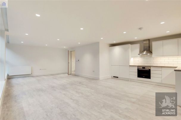 Long Street, Shoreditch, London, E2 8HQ - Photo 1