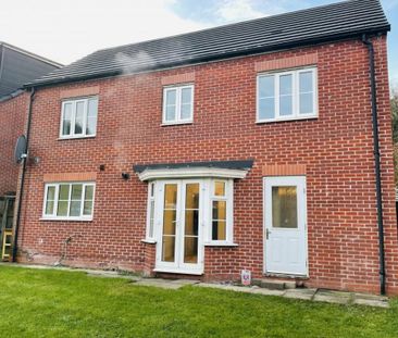 Room in a Shared House, Stoneyholme Avenue, M8 - Photo 1