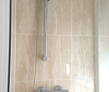 4 Bed Terraced House, Cowesby St, M14 - Photo 2