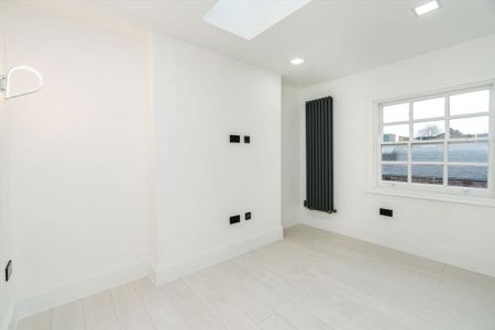 4 bedroom maisonette to rent - Photo 2