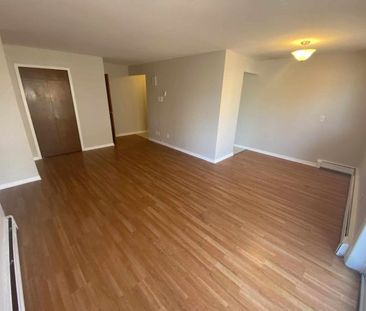 56 Lansdowne St, Unit 16, Kingston, ON - Photo 2