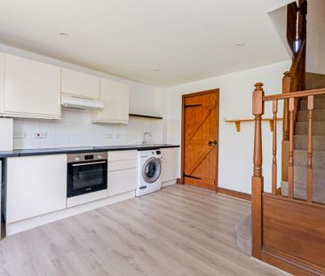 2 bedroom terraced house to rent - Photo 6