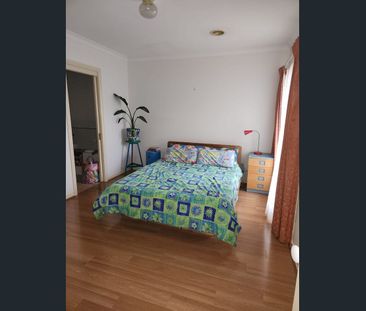 Furnished 2BR Unit | Short-Term Lease | Quiet Rear Position + Parking - Photo 6