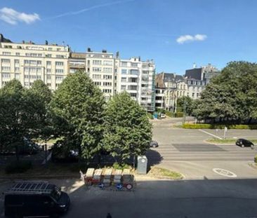 Appartement te huur in Sint-Pieters-Woluwe voor € 2.400 met 2 slaap... - Photo 1