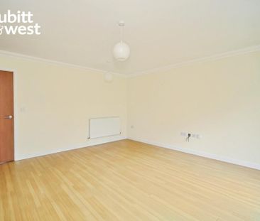 4 bedroom terraced house to rent - Photo 1