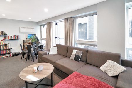 Apartment Living - Photo 2