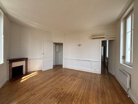 Location Appartement 2 pièces 57m² ANGOULEME 16000 - Photo 4