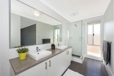 Level up in South Yunderup - Photo 3