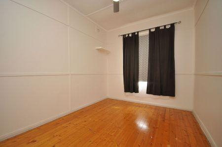 1 Carrig Avenue, Port Augusta - Photo 2