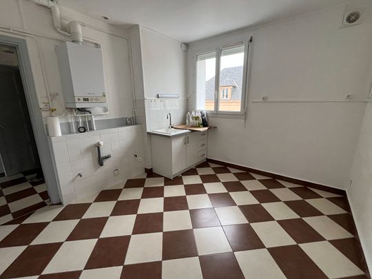 Location Appartement 5 pièces 98m² - Photo 1