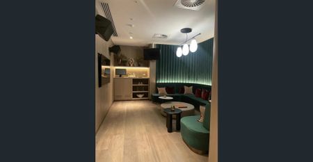 West Side Place Luxurious 2 bedrooms 2 bathrooms apartment - Photo 2