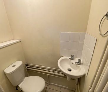3 Bedroom House To Rent - Photo 5