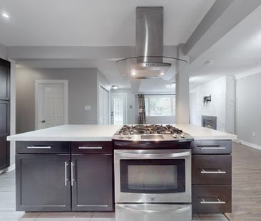 For Lease - 2098 Maplewood Drive, Burlington, Ontario - Photo 4