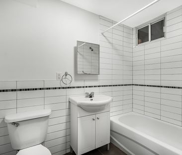 4615-4625 Bourret Avenue, Montréal, QC - Photo 2