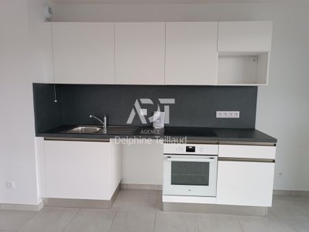 Location Appartement 2 pièces 45m² GRENOBLE 38100 - Photo 4