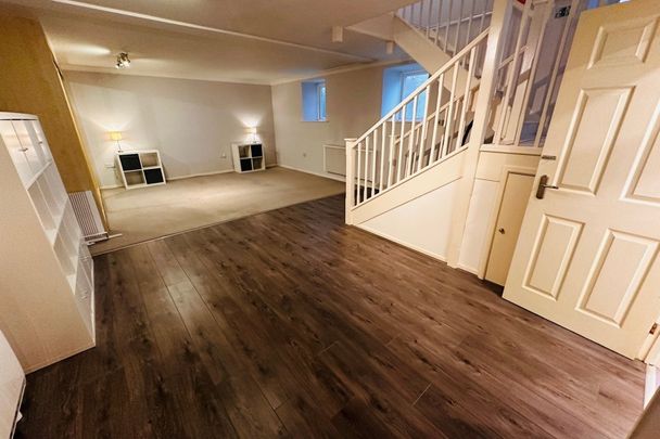 Old Christchurch Road, BOURNEMOUTH - Photo 1