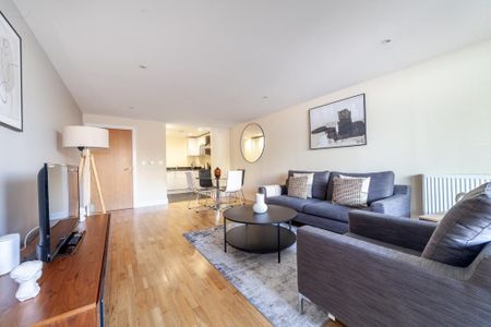 1 bedroom flat to rent - Photo 2