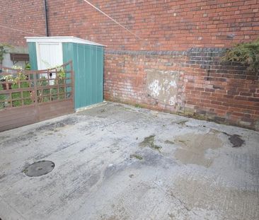 1 bedroom flat to rent - Photo 6