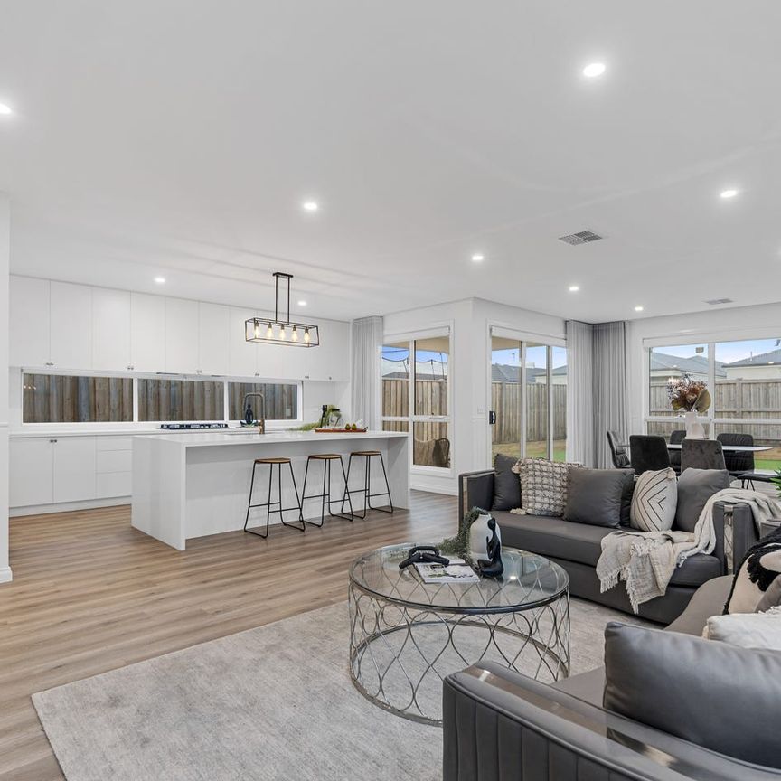 YOUR NEW HOME AWAITS IN BEVERIDGE - Photo 1