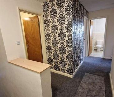 Barton Court, Kingsway, Winsford, CW7 - Photo 1