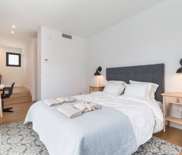 3 bedroom luxury Villa for rent in Nueva Andalucia, Andalusia - Photo 4