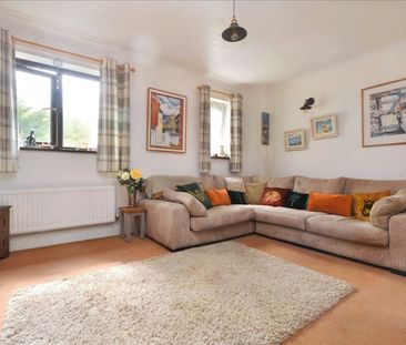 Kingcome Court, Fore Street, Buckfastleigh, Devon, TQ11 - Photo 1