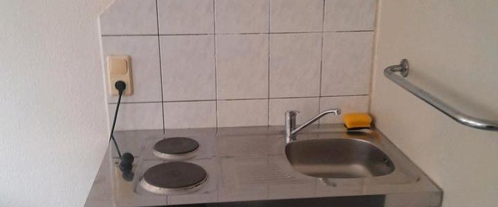 Möbliertes Einzelzimmer keine WG - Foto 1