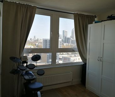 1 Bed Flat, Salmon Lane, E14 - Photo 2
