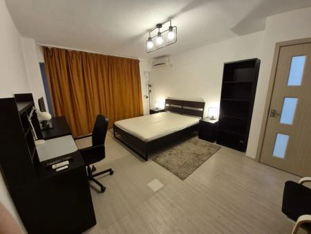 Particular Inchiriez garsoniera renovata,la 500m de statia de metrou Mihai Bravu - Photo 2
