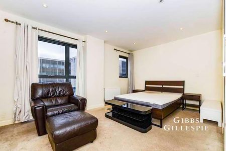 Imperial Drive, Harrow, HA2 - Photo 4