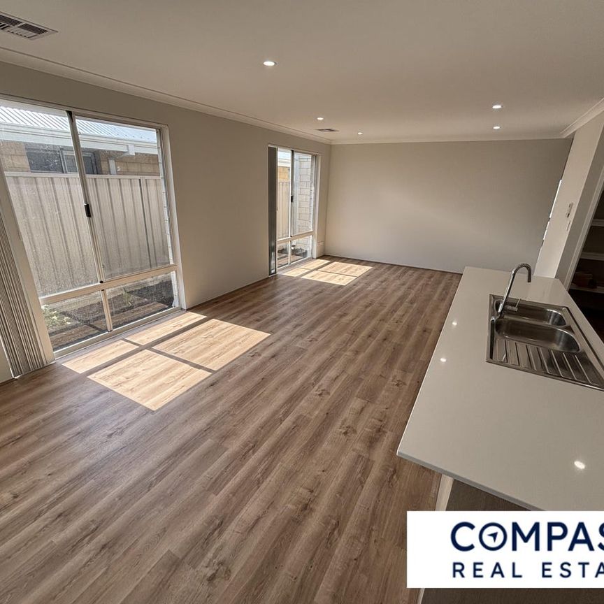 New Build 4x2 Property Available! - Photo 1