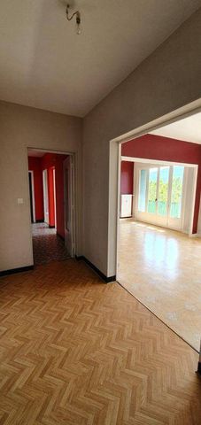 Location appartement 4 pièces 79 m² à Privas (07000) - Photo 2