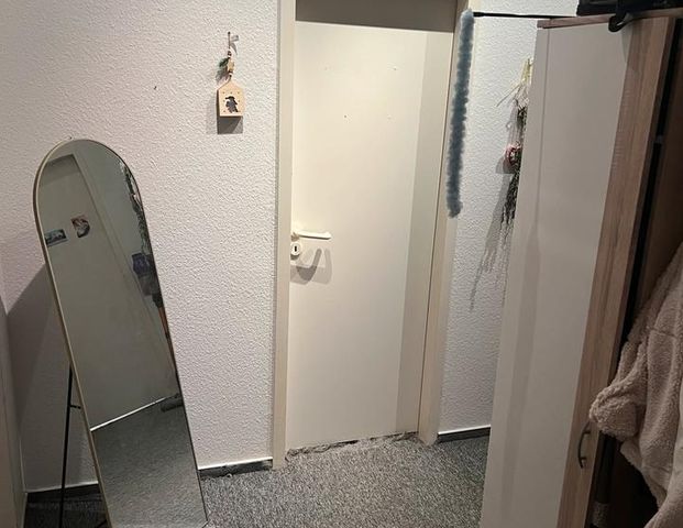 1,5 Zimmer Wohnung zu vergeben in wundervoller Lage - Foto 1