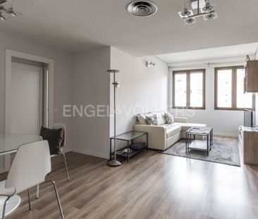 Apartamento de alquiler en Calle de Agustin de Foxa, Castilla - Photo 1