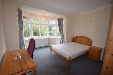 5 bedroom terraced house to rent - Photo 4