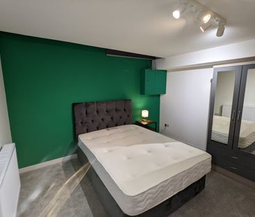 Room in a Shared Flat, Mertoun Place, EH11 - Photo 3