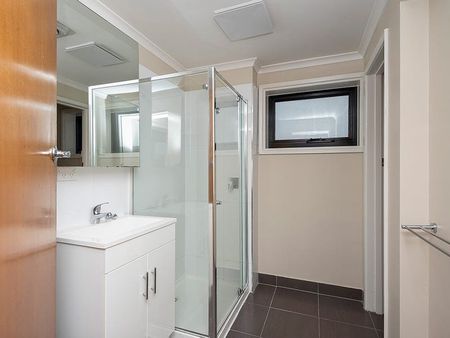 Ground Floor Mordern Living - Photo 2