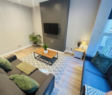 Ash Road, Headingley, LS6 3HD, Leeds - Photo 1