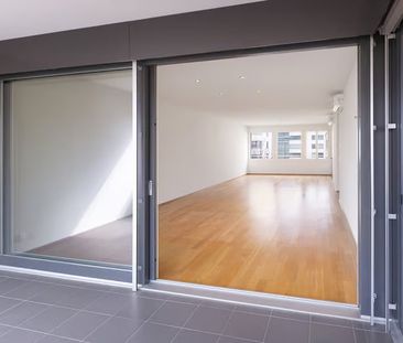 Geräumige 4.5-Zimmer-Wohnung mit Balkon in Zug - Photo 4