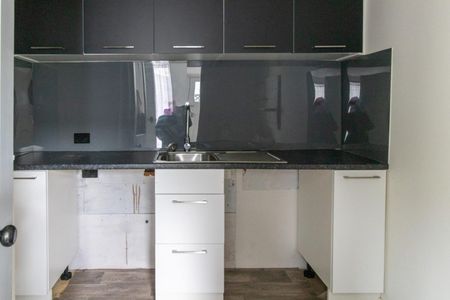 Modern Living in Strathern - Photo 2