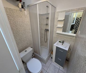 Location Appartement 1 pièce 21m² AIX EN PROVENCE 13100 - Photo 2