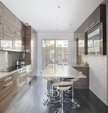 Appartement • Saint James-Général Koenig - Photo 3