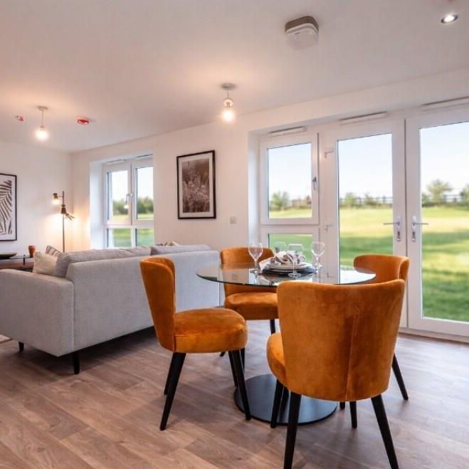 2 bedroom flat to rent - Photo 1