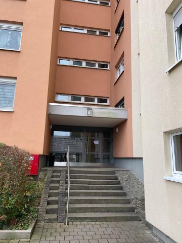 Schön geschnittene 3 Zimmer Wohnung in toller Lage - Photo 3