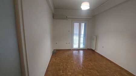 Ενοικίαση κατοικίας, 40 τ.μ., Ζωγράφου, 490 € - Photo 2