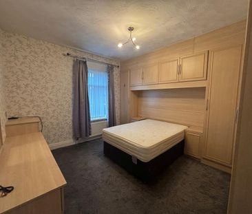 2 bedroom house to rent - Photo 1